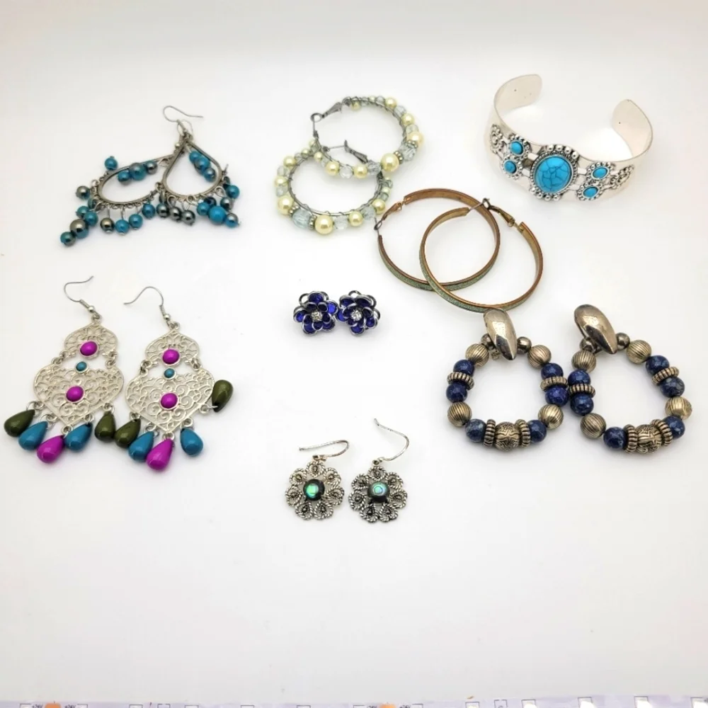 Lot of 8 Blue Silver & Gold Tone Vintage Earrings Set + NIP Bracelet